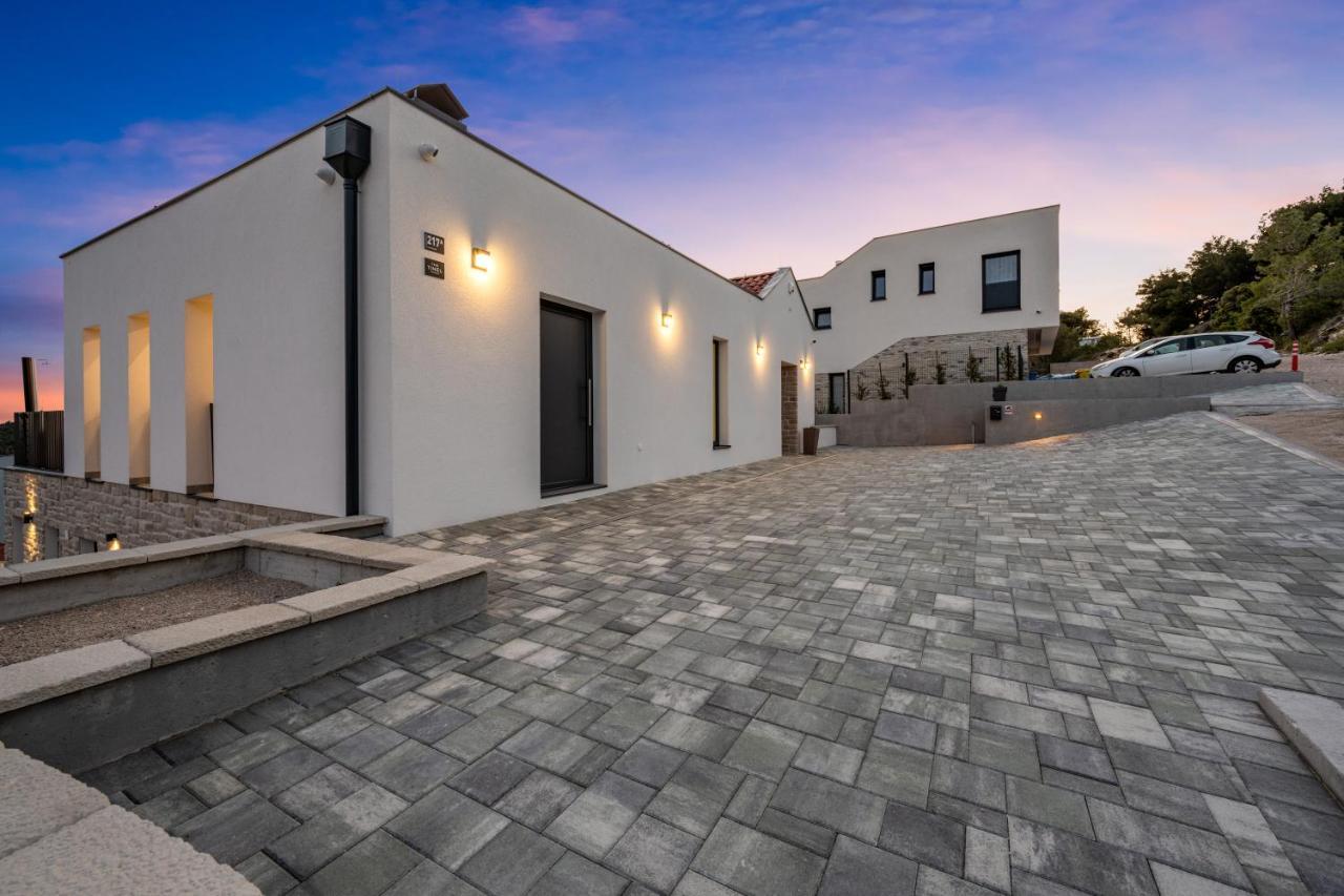 The Tinel Zaboric Exterior foto